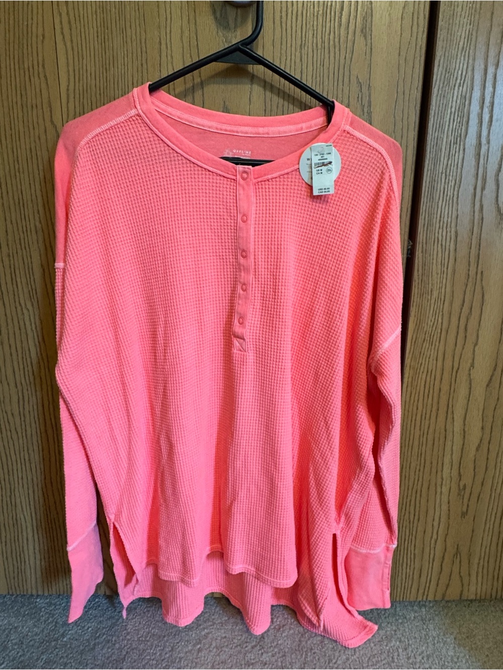 OFFLINE By Aerie Wow! Waffle Henley T-Shirt in a vibrant pink